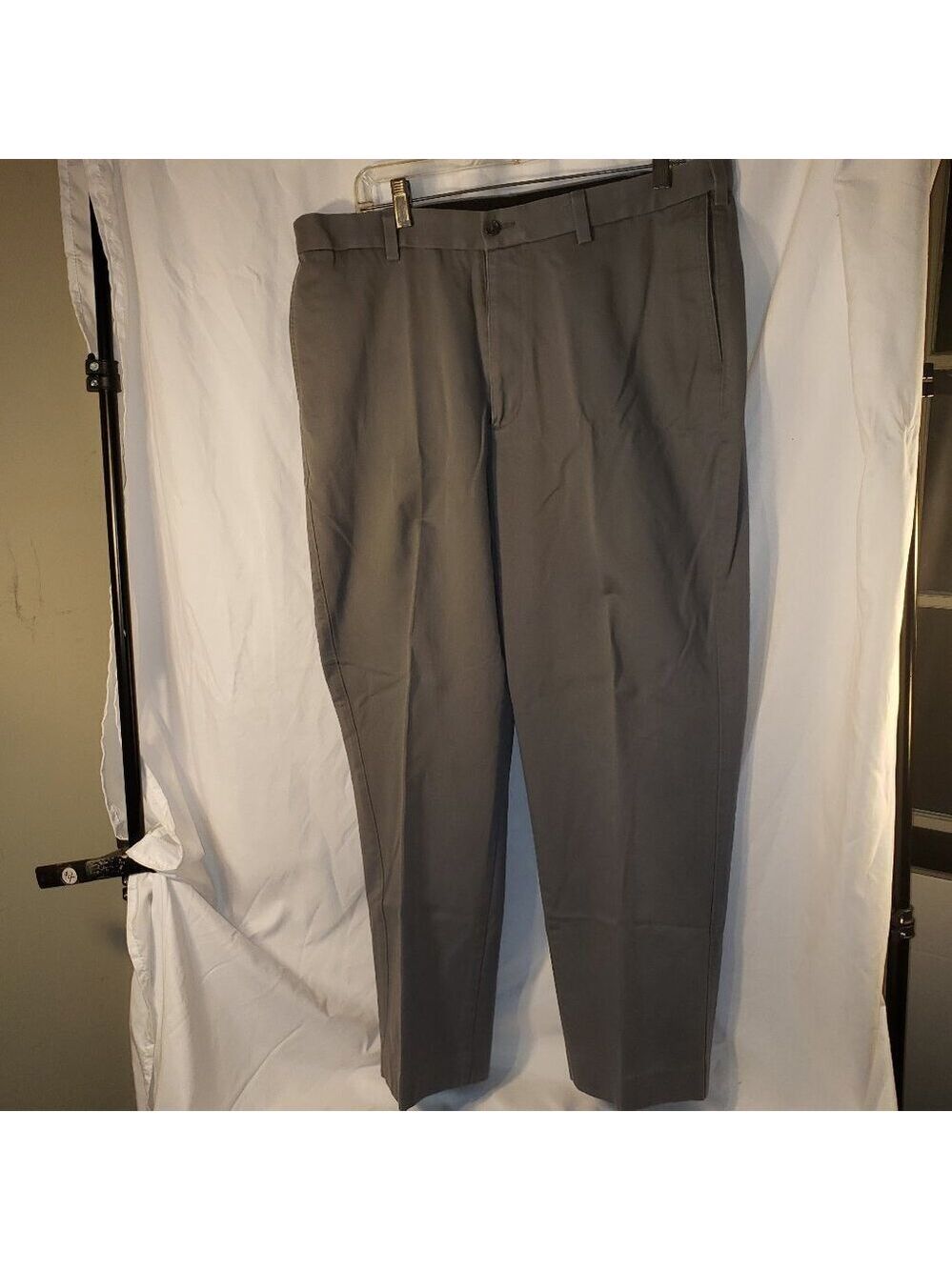 Savane Men's 36W x 29L Gray Tailored 2U Comfort Waist Khaki Pants